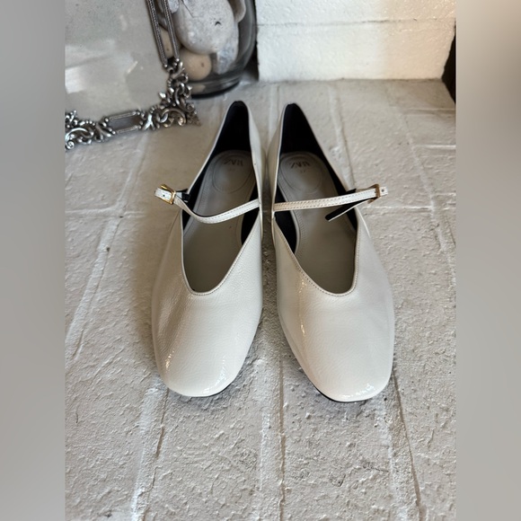 Zara Mary Jane Ballet Flats Ivory Cream Off White Sz 37/6.5 NWOT - Picture 2 of 7